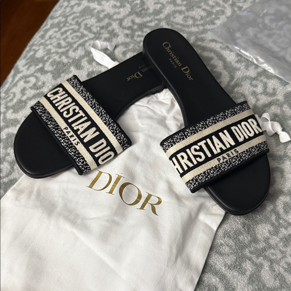 Dior Black and Cream Women's Sandals